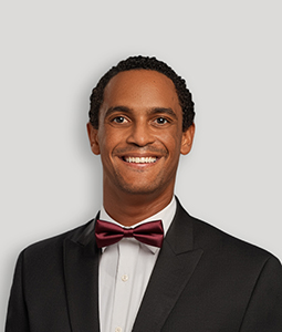 Nick Paschvoss headshot