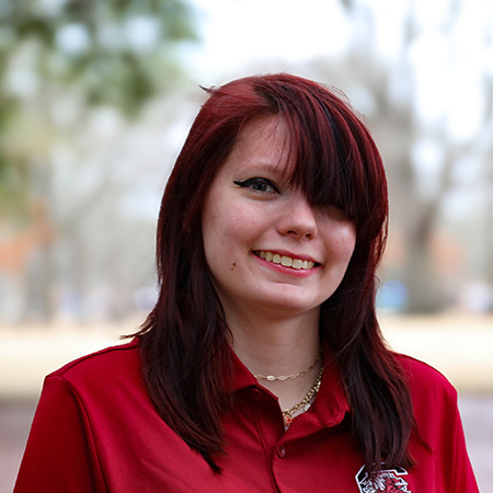 Caitlyn Bulford Headshot