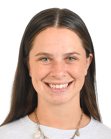 Savannah Miller headshot