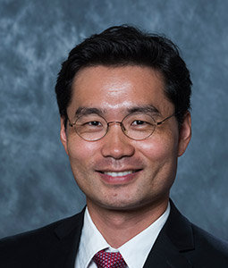 Hugh Kim headshot